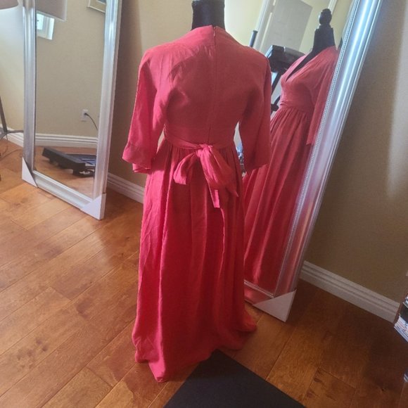 Three Graces Fuchsia Maxi - Picture 3 of 3